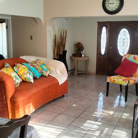 Geranios Villa Ciudad Juárez Kültér fotó